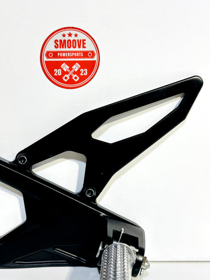 2020-2026 YAMAHA YZF R1 OEM LEFT RIDER FOOT PEG REST W/ BRACKET