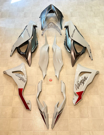 2024-2025 KAWASAKI NINJA ZX6R ZX636 OEM FAIRING BODY PLASTICS COWLING KIT WHITE