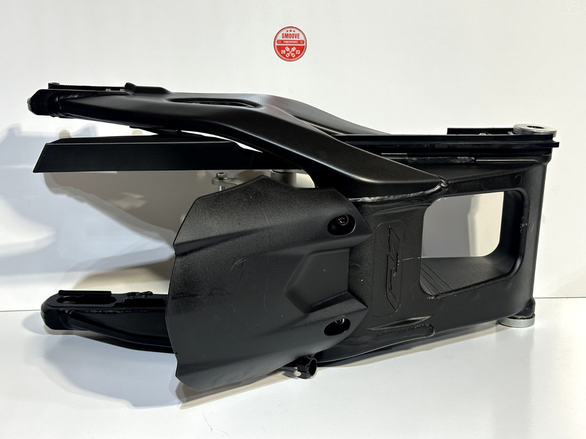 2020-2026 YAMAHA YZF R1 OEM SWINGARM REAR BACK SUSPENSION SWING ARM