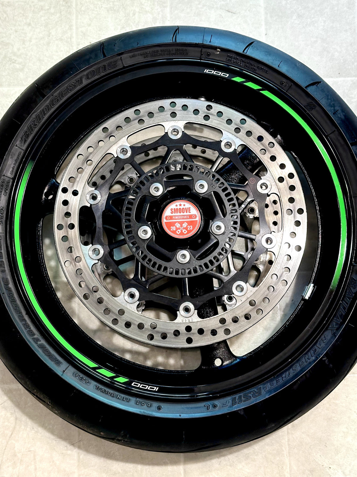 2021-2025 KAWASAKI NINJA ZX10R OEM FRONT WHEEL RIM ROTORS TIRE ASSEMBLY BLACK