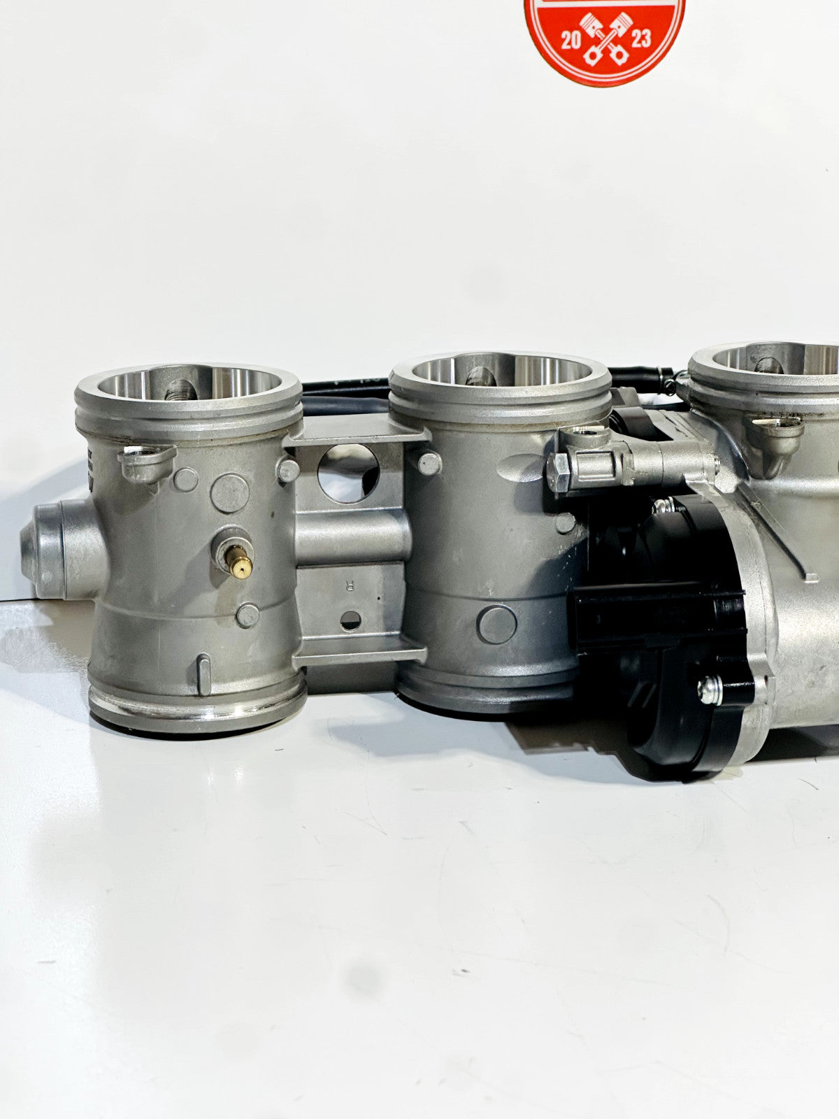 2021-2025 KAWASAKI NINJA ZX10R OEM THROTTLE BODY W/ INJECTORS & FUEL LINES ✅