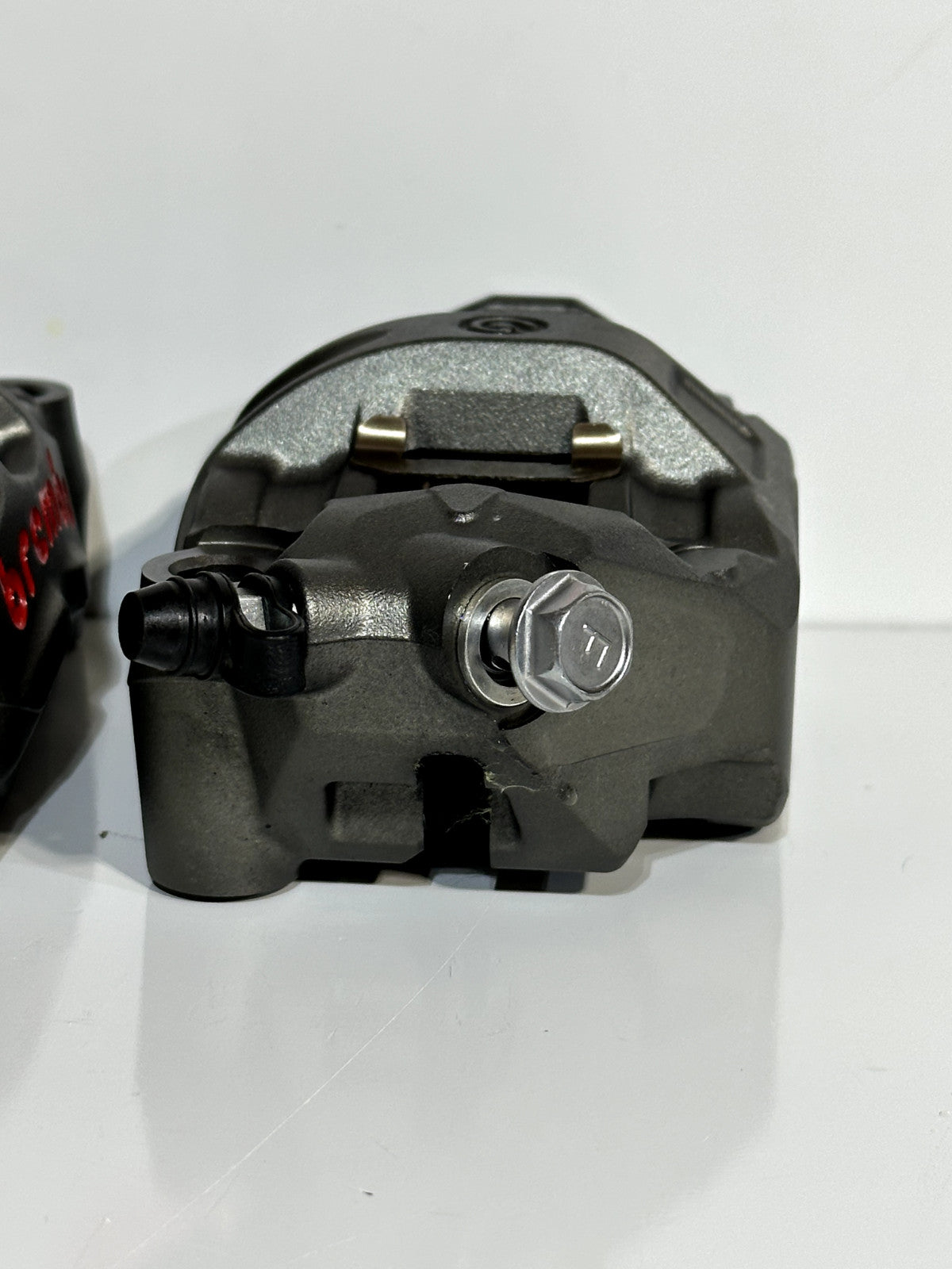 2021-2025 KAWASAKI NINJA ZX10R ZX10 OEM BREMBO FRONT BRAKE CALIPER SET W/ PADS