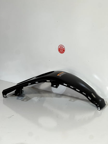 2022-2025 YAMAHA YZF R7 OEM GAS TANK CAP COVER TRIM MIDDLE PANEL COWL FAIRING