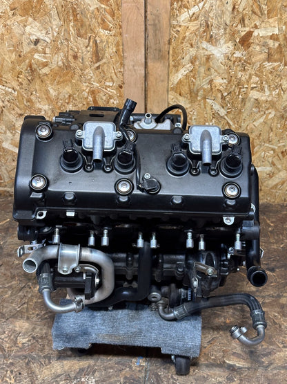 2020-2026 YAMAHA YZF R1 R1M OEM COMPLETE ENGINE MOTOR ASSEMBLY STRONG RUNNER 2K MILES