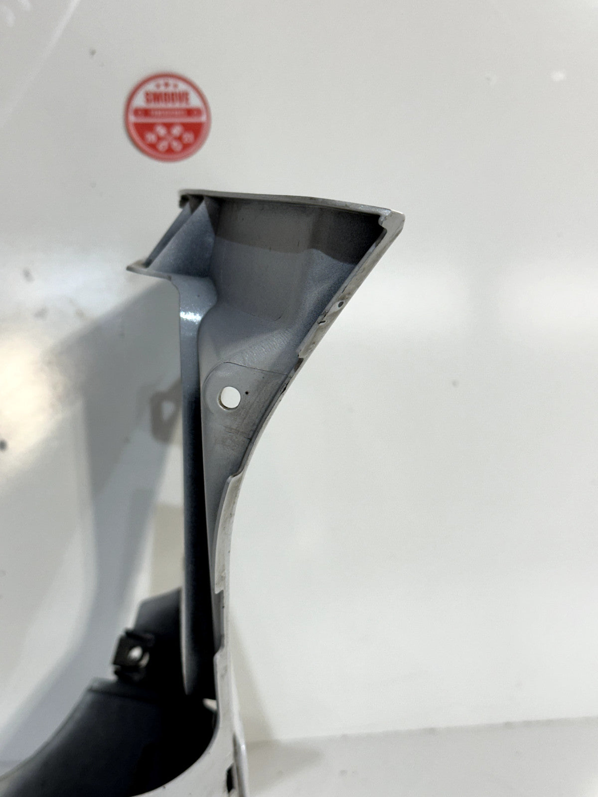 2015-2019 YAMAHA YZF R1 OEM CENTER LOWER BELLY PAN OIL COOLER FAIRING WHITE