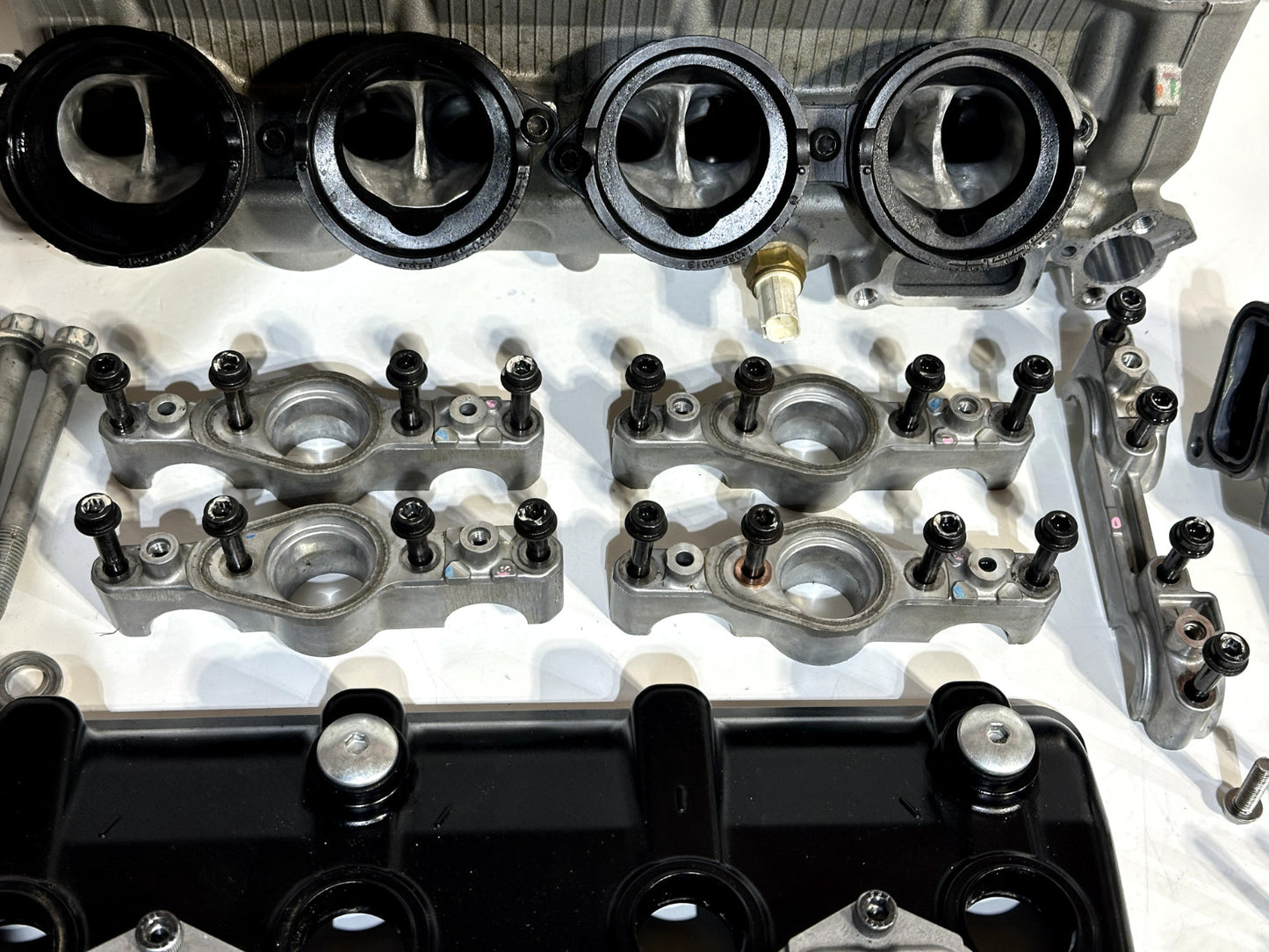 2021-2024 KAWASAKI NINJA ZX10R OEM CYLINDER HEAD TOP END W/ CAM SHAFTS & VALVES