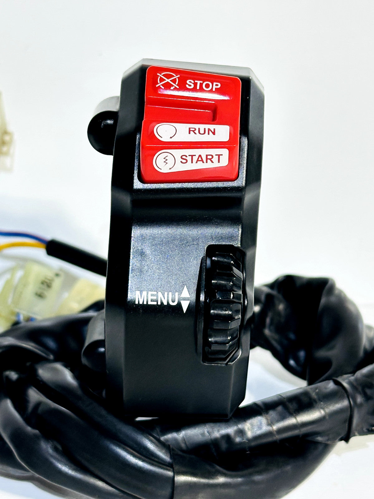 2015-2019 YAMAHA YZF R1 OEM RIGHT HANDLE BAR CONTROL START STOP KILL SWITCH