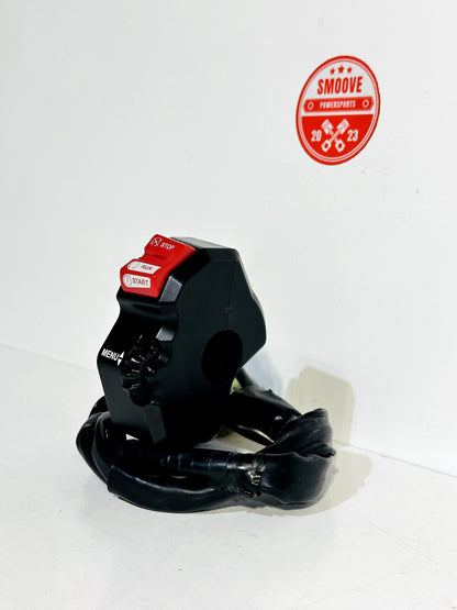 2015-2019 YAMAHA YZF R1 OEM RIGHT HANDLE BAR CONTROL START STOP KILL SWITCH