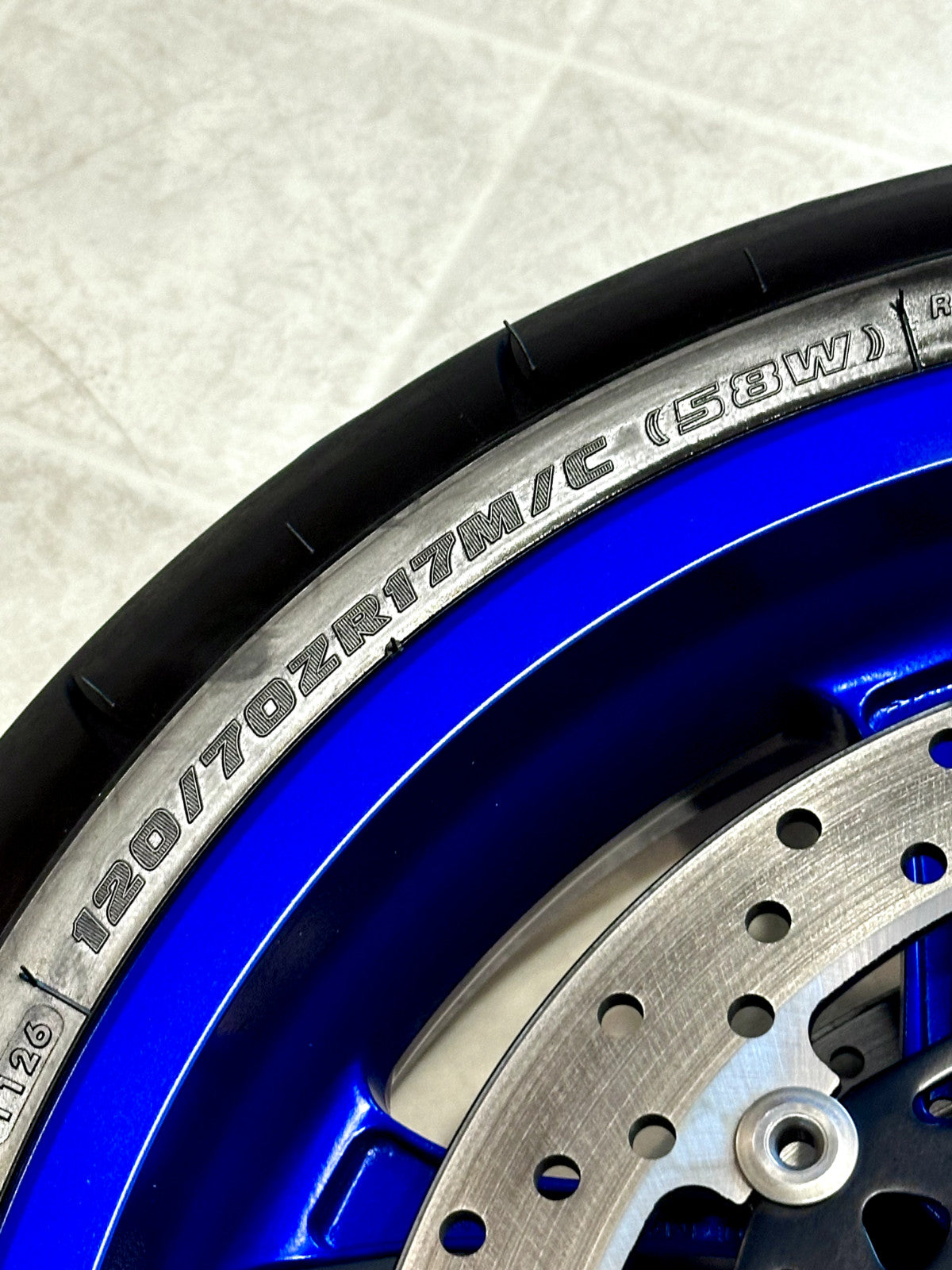 2020-2026 YAMAHA YZF R1 OEM FRONT WHEEL RIM ROTORS & TIRE ASSEMBLY BLUE