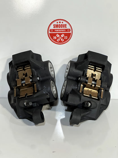 2021-2025 YAMAHA MT07 MT-07 OEM LEFT RIGHT FRONT BRAKE CALIPER SET W/ BRAKE PADS