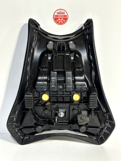 2024-2026 KAWASAKI NINJA ZX6R OEM FRONT DRIVER RIDER SEAT SADDLE PILLION