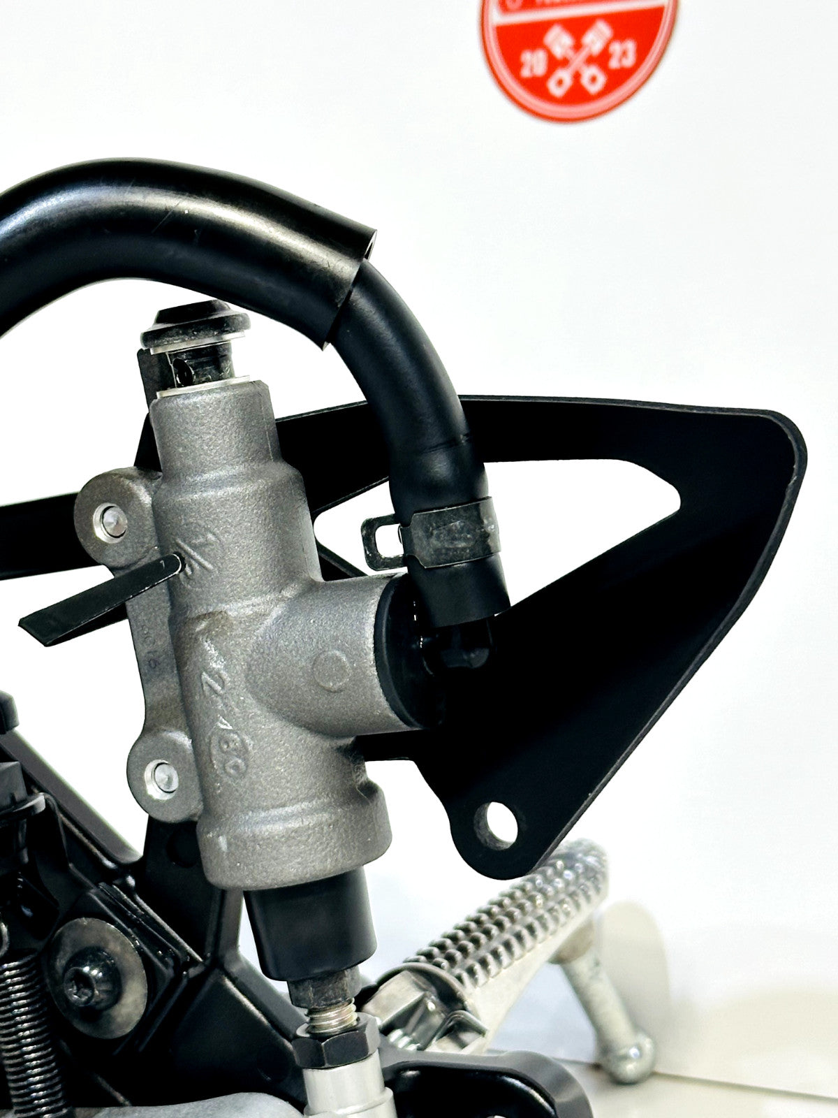 2020-2026 YAMAHA YZF R1 OEM REAR BACK BRAKE MASTER CYLINDER W/ FOOT PEG
