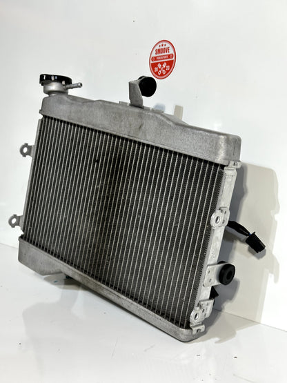2022-2025 YAMAHA YZF R7 OEM RADIATOR ENGINE MOTOR COOLER ASSEMBLY W/ FAN