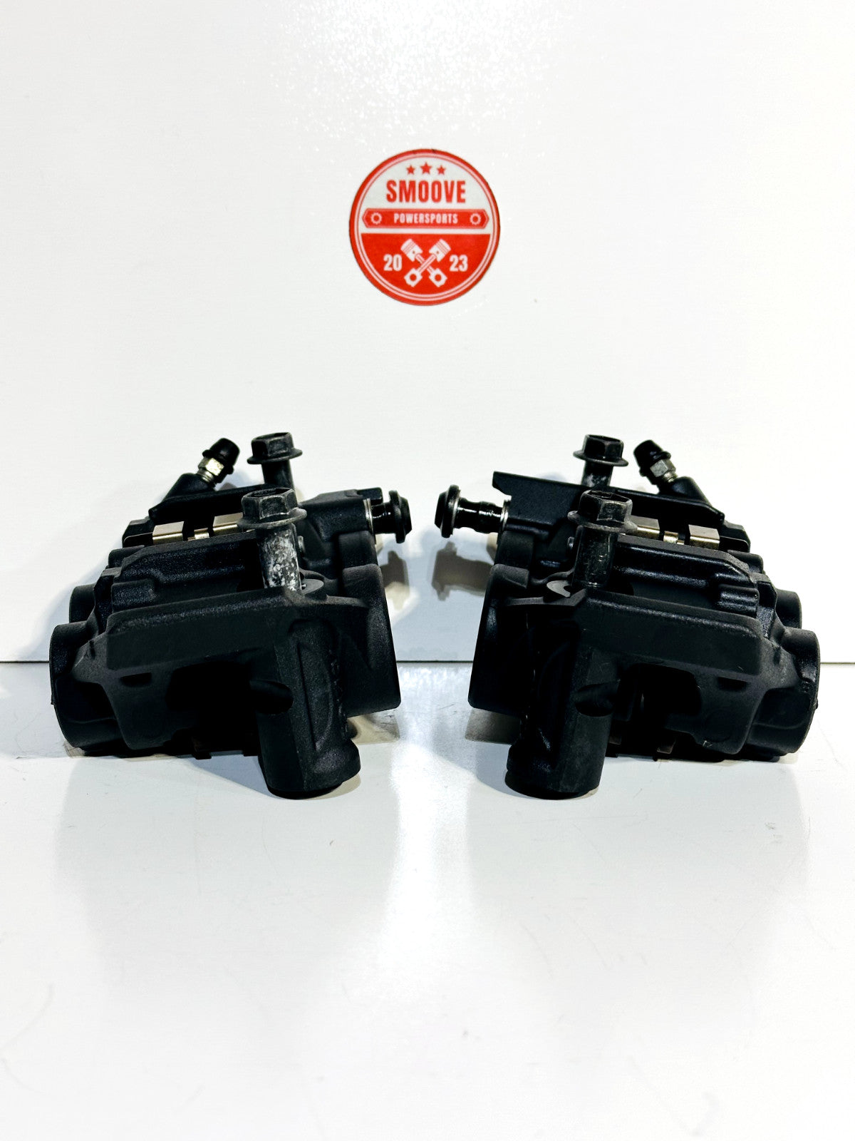 2022-2025 YAMAHA YZF R7 OEM LEFT & RIGHT FRONT BRAKE CALIPER SET W/ HARDWARE