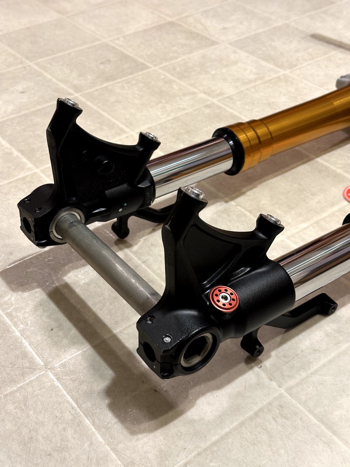 2011-2015 KAWASAKI NINJA ZX10R OEM FRONT FORKS SUSPENSION W/ TRIPLE TREE & BARS