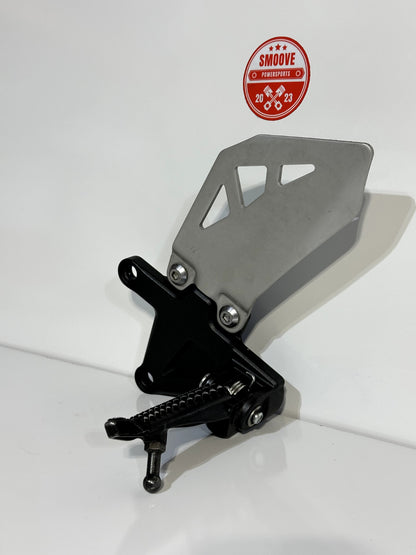 2011-2015 KAWASAKI NINJA ZX10R OEM LEFT RIDER FOOT PEG & FRAME BRACKET ASSEMBLY