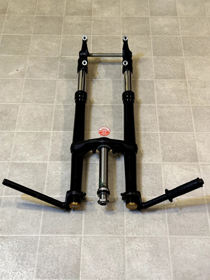 2023-2025 KAWASAKI NINJA ZX4RR OEM SHOWA FRONT FORKS SUSPENSION + TREE & CLIP ON
