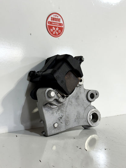 2022-2024 YAMAHA YZF R7 YZFR7 OEM REAR BACK BRAKE CALIPER & PADS W MOUNT BRACKET