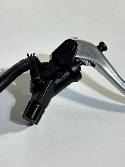 2008-2016 YAMAHA YZF R6 OEM FRONT BRAKE MASTER CYLINDER W/ RESERVOIR
