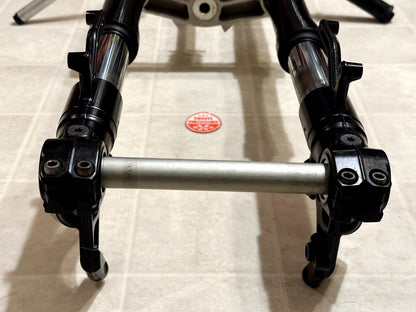 2021-2025 KAWASAKI NINJA ZX10R FRONT FORKS SUPSENSION W/ CLIP ONS + TRIPLE TREE