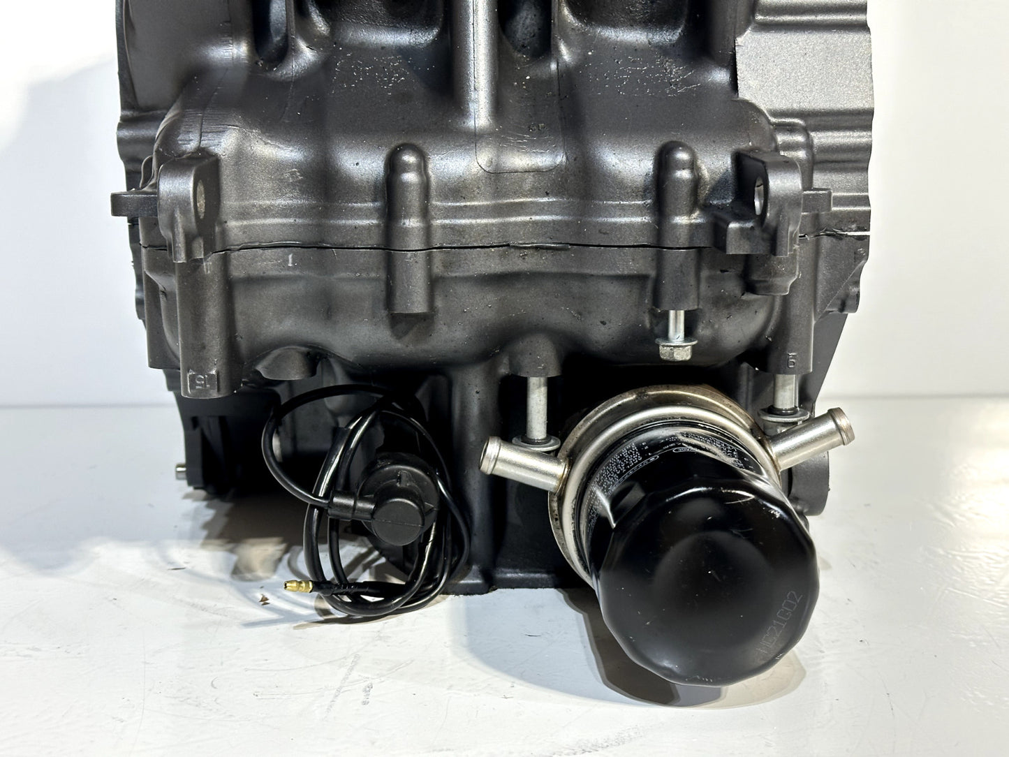 2014-2025 YAMAHA YZF R7 MT FZ 07 OEM COMPLETE ENGINE CRANK CASE CRANKCASE BLOCK