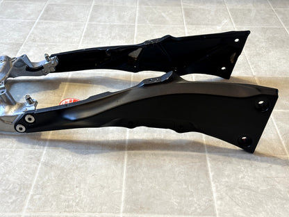 2021-2025 KAWASAKI NINJA ZX10R ZX 10 OEM REAR BACK TAIL SUBFRAME SUB FRAME