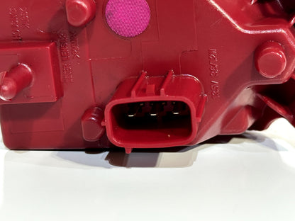 2020-2024 YAMAHA YZF-R1 YZF R1 OEM REAR BACK TAIL LIGHT BRAKE LIGHT 2CR-84710-01