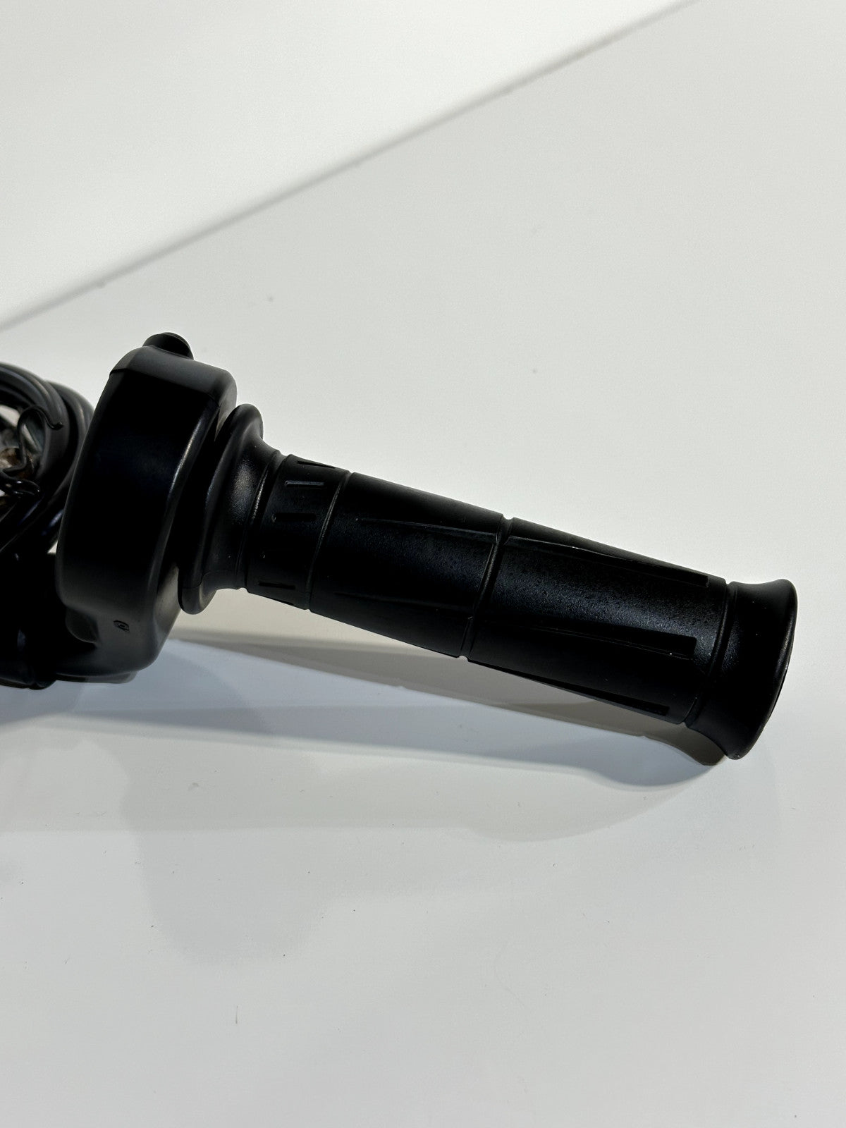 2011-2015 KAWASAKI NINJA ZX10R OEM THROTTLE CONTROL ASSEMBLY W/ CABLES