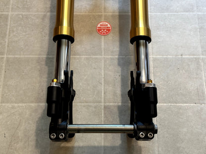 2008-2016 YAMAHA YZF R6 OEM FRONT FORKS SUSPENSION W/ TRIPLE TREE & CLIP ONS