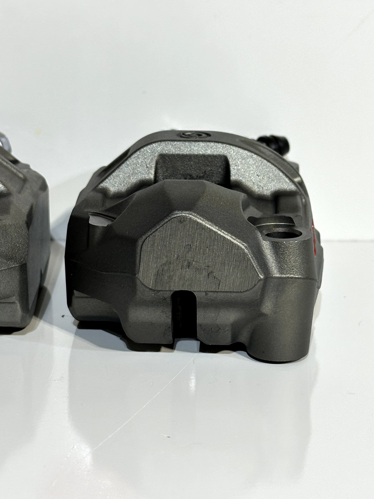 2021-2025 KAWASAKI NINJA ZX10R ZX10 OEM BREMBO FRONT BRAKE CALIPER SET W/ PADS