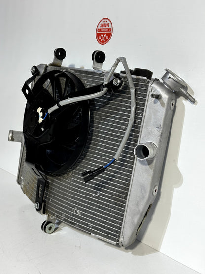 2024-2027 KAWASAKI NINJA ZX6R ZX636 OEM RADIATOR ENGINE MOTOR COOLER + FAN