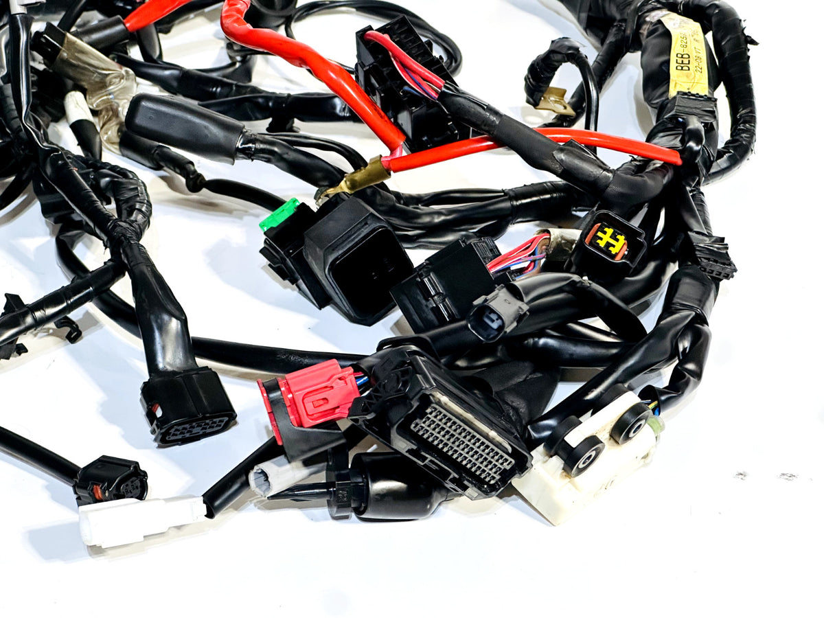 2022-2025 YAMAHA YZF R7 OEM COMPLETE MAIN WIRING HARNESS WIRE LOOM BEB-82590-00