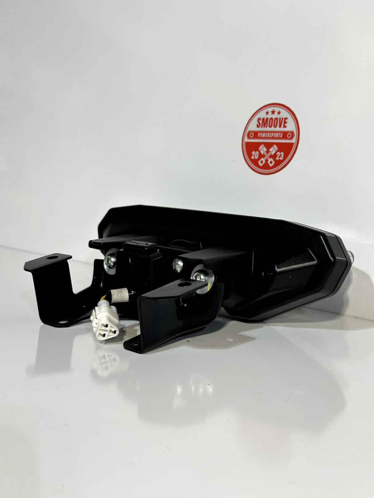 2014-2017 YAMAHA FZ09 FZ-09 OEM REAR BACK TAIL BRAKE SIGNAL LIGHT TAILLIGHT