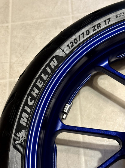 2022-2025 YAMAHA YZF R7 OEM FRONT WHEEL RIM & TIRE ASSEMBLY BLUE