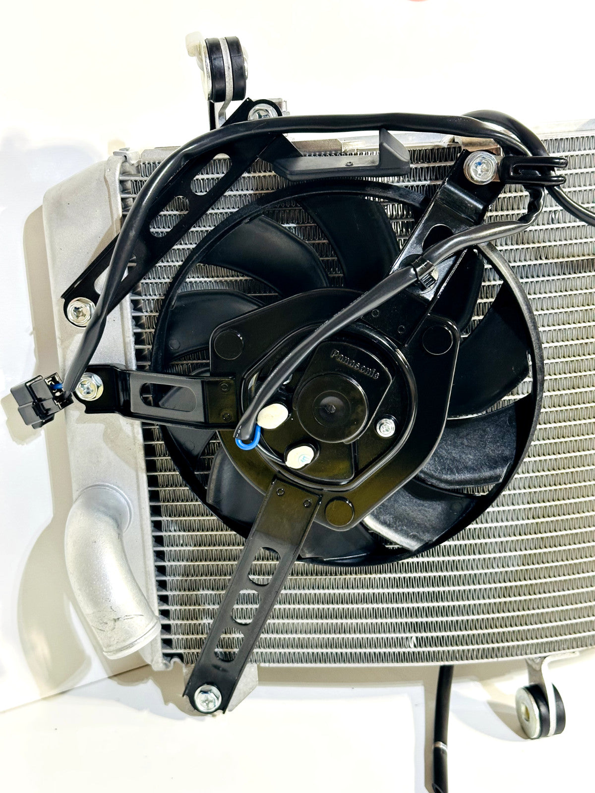 2020-2026 YAMAHA YZF R1 OEM RADIATOR ENGINE MOTOR COOLER W/ FANS & RESERVOIR