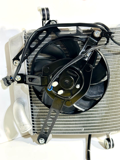 2020-2026 YAMAHA YZF R1 OEM RADIATOR ENGINE MOTOR COOLER W/ FANS & RESERVOIR