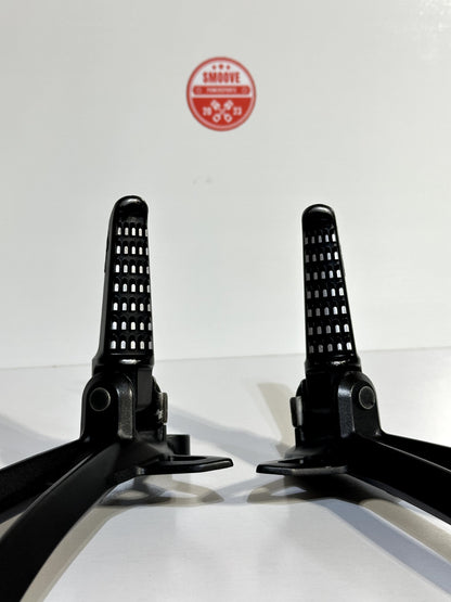 2019-2026 KAWASAKI NINJA ZX6R ZX636 OEM REAR BACK PASSENGER FOOT PEG REAR SET