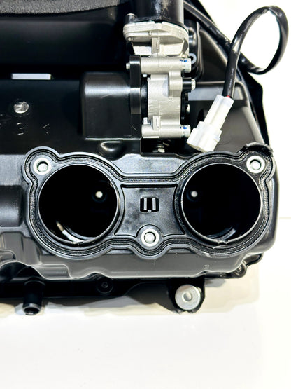2020-2026 YAMAHA YZF R1 OEM AIR INTAKE FILTER BOX AIRBOX W/ INJECTORS & STACKS