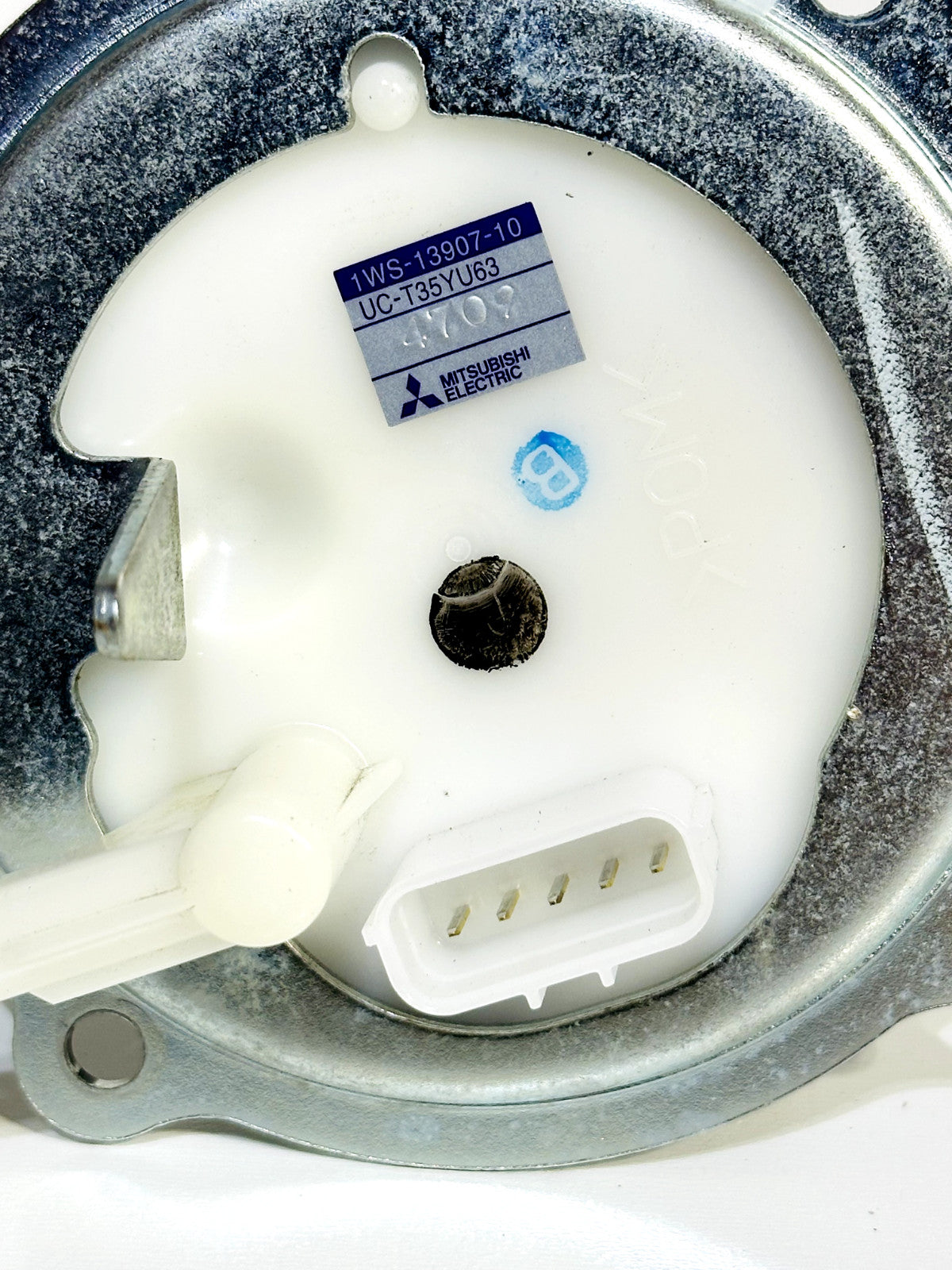 2021-2024 YAMAHA MT07 R7 OEM GAS FUEL PUMP PETROL SENDER UNIT 1WS-13907-10