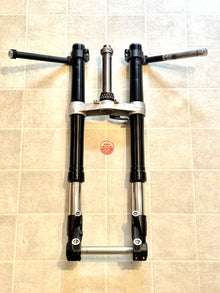2019-2026 KAWASAKI NINJA ZX6R FRONT FORKS FORK SHOCK SUSPENSION W/ CLIP ON SET
