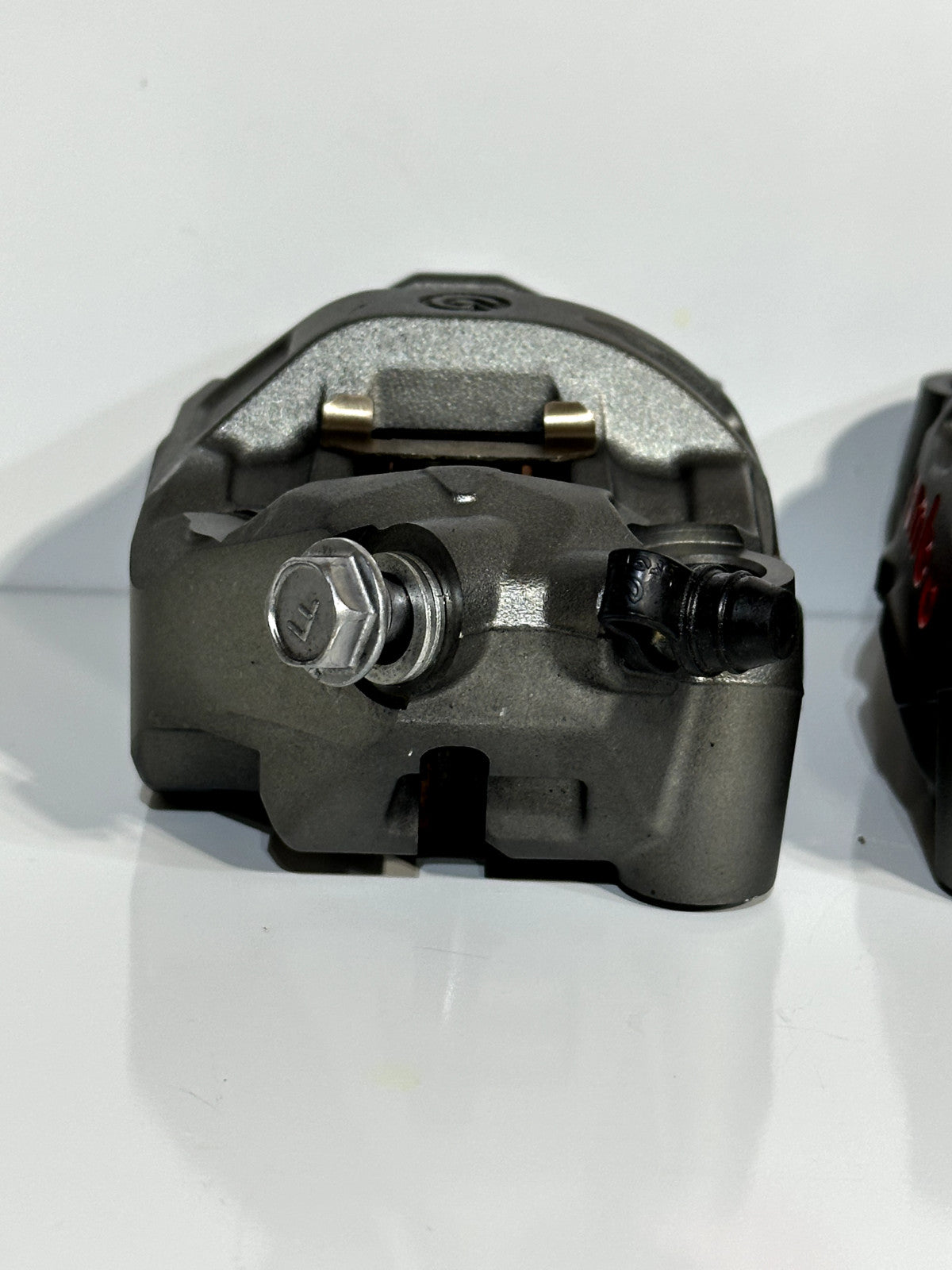 2021-2025 KAWASAKI NINJA ZX10R ZX10 OEM BREMBO FRONT BRAKE CALIPER SET W/ PADS