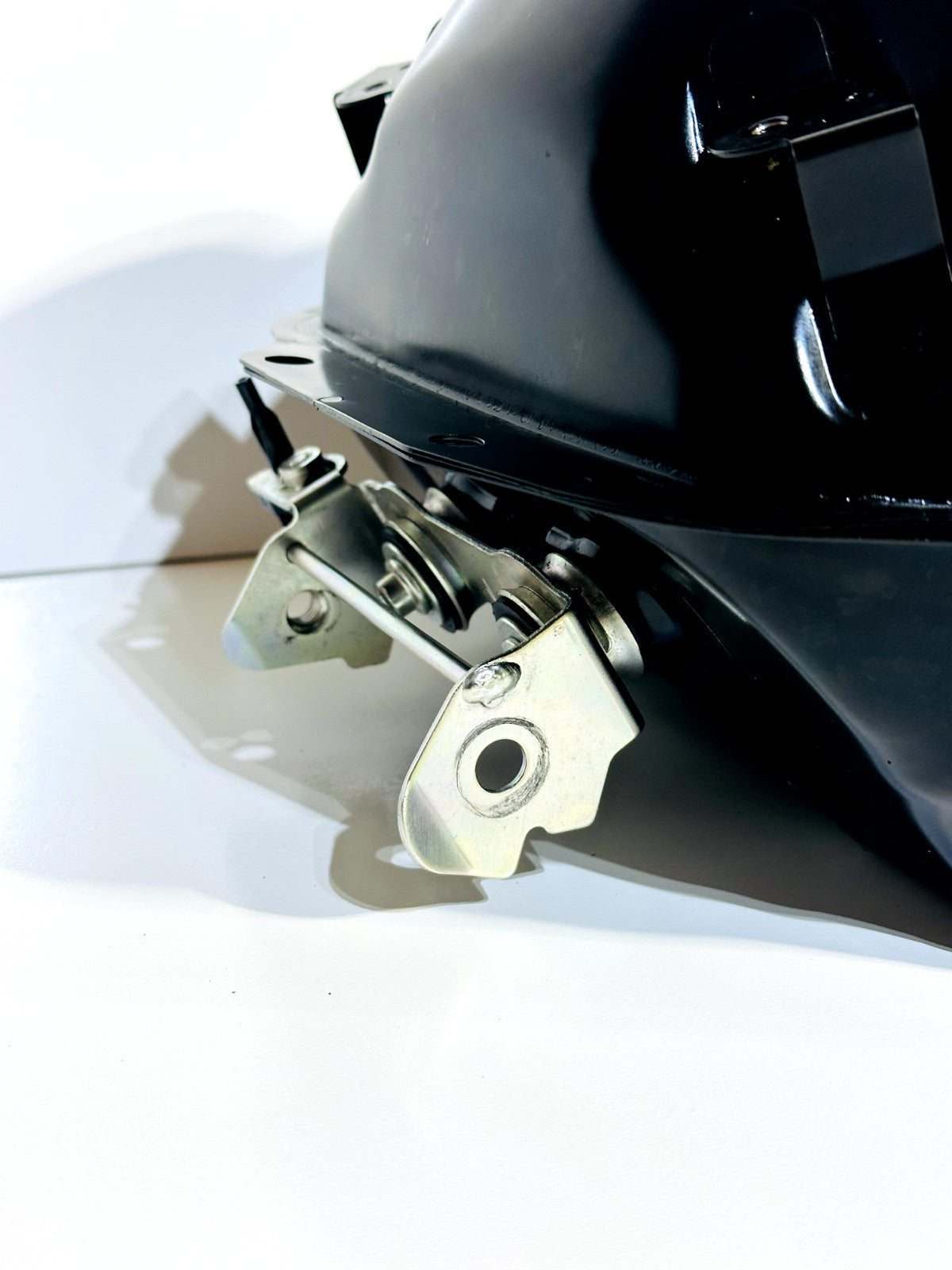 2023-2024 YAMAHA MT07 MT-07 OEM GAS FUEL TANK CELL PETROL RESERVOIR