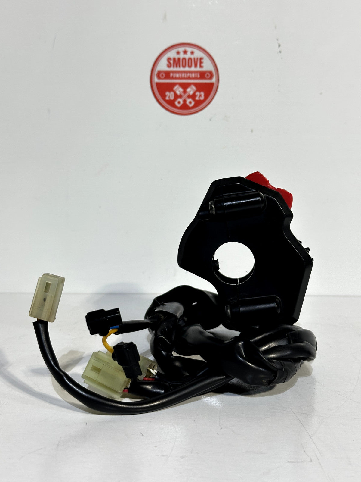 2015-2019 YAMAHA YZF R1 OEM RIGHT HANDLE BAR CONTROL START STOP KILL SWITCH