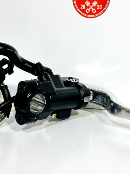 2025-2026 YAMAHA YZF R1 OEM FRONT BRAKE MASTER CYLINDER W/ STEEL BRAIDED LINE