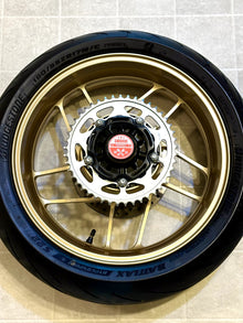2022-2025 YAMAHA XSR900 XSR 900 OEM REAR BACK WHEEL RIM ROTOR SPROCKET TIRE GOLD
