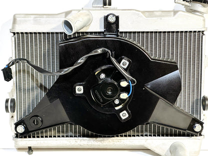 2022-2025 YAMAHA YZF R7 OEM RADIATOR ENGINE MOTOR COOLANT COOLER W/ BLOWER FAN