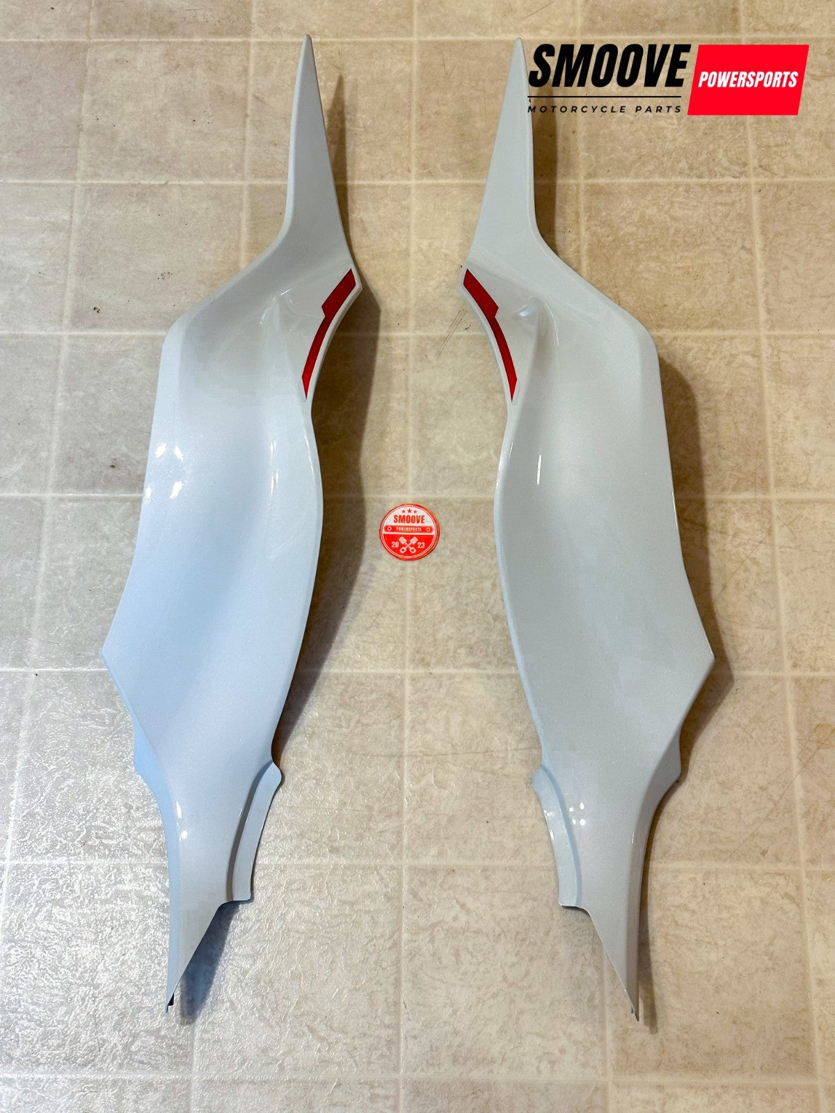 2024-2026 KAWASAKI NINJA ZX6R OEM LOWER GAS TANK FAIRING PANEL TRIM SET WHITE