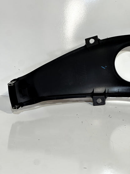 2022-2025 YAMAHA YZF R7 OEM GAS TANK CAP COVER TRIM MIDDLE PANEL COWL FAIRING