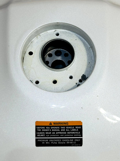 2022-2025 YAMAHA XSR900 XSR 900 OEM GAS FUEL TANK CELL PETROL RESERVOIR WHITE