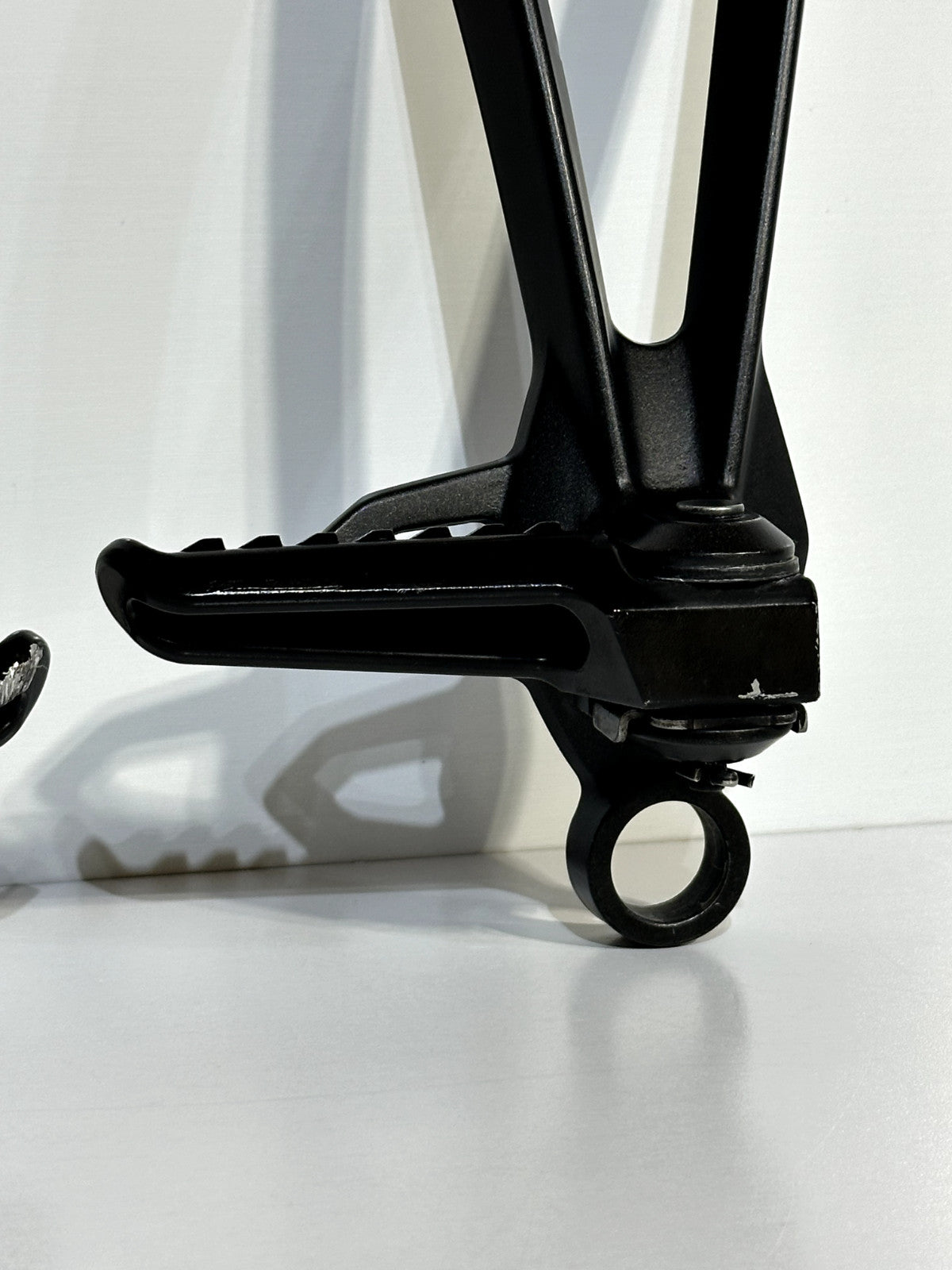 2019-2026 KAWASAKI NINJA ZX6R ZX636 OEM REAR BACK PASSENGER FOOT PEG REAR SET